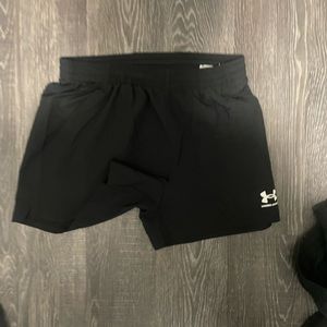 Womens under armour shorts size medium color black